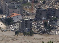 Di Kota Ini, Reruntuhan Gempa Jadi Atraksi Wisata