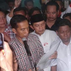 Datangi Ponpes Al Baghdadi, Jokowi Dipesani Tetap Rendah Hati