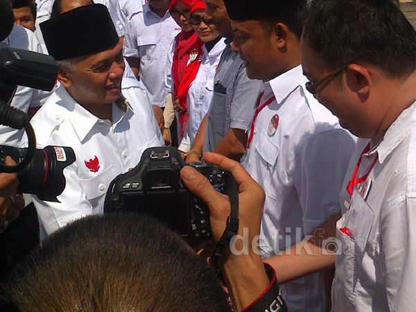 Hatta Rajasa Kampanye di Batam