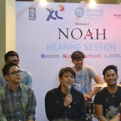 Hero Lagu NOAH yang Bernuansa Britpop