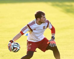 Reina: Casillas Tetap yang Terbaik untuk Spanyol