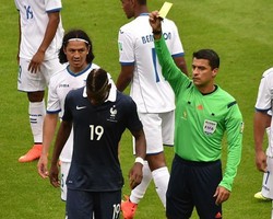 Pogba Diminta Tak Mudah Terprovokasi