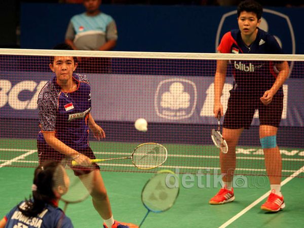 Vita-Shendy Kalahkan Gebby-/Ni Ketut