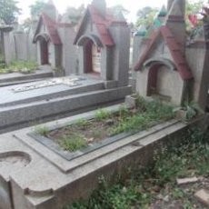 Melongok Peristirahatan Terakhir Pendiri Dolly di Malang