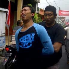 Pemuda yang Mengamuk di Dolly Mengaku sebagai Utusan Allah