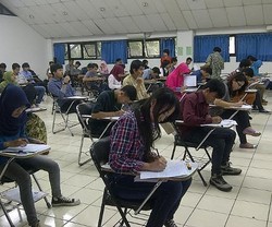 Masih Ada Kartu Peserta Ujian yang tak Ada Fotonya