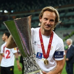 Rakitic Layak Jadi Bagian Sejarah
