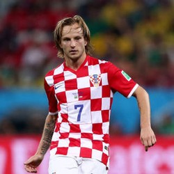 Barca Resmi Gaet Rakitic