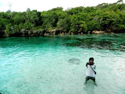 Danau Weekuri di Sumba, Ini Danau atau Kaca?