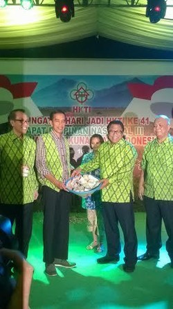 Jokowi Didukung HKTI Versi Oesman Sapta, Ini Kata Kubu Prabowo-Hatta