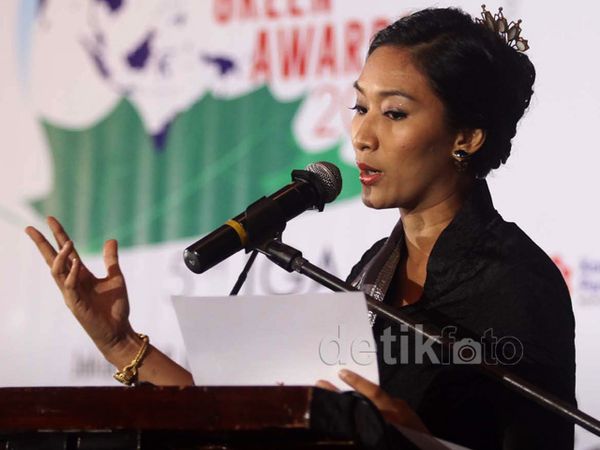 Happy Salma Jadi Duta Gerakan Indonesia Berlanjut