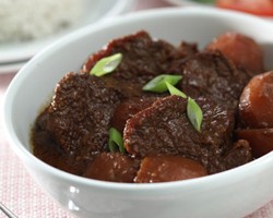 Semur Daging dan Roti Buaya, Jejak Peninggalan Belanda