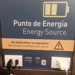 Waspada! Colokan Listrik Palsu Curi Data Smartphone