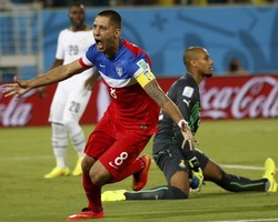FIFA: Gol Dempsey Tercipta di Detik ke-30