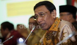 Wiranto Akan Buka-bukaan Soal Rekomendasi Pemecatan Prabowo Siang Ini
