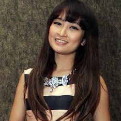 Tampil Solo, PJ 7Icons Garap Single Religi