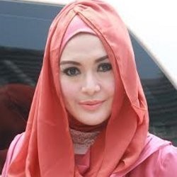 Eddies Adelia Merasa Kosong Tidur Tanpa Didampingi Suami