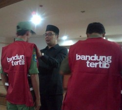 Halau Anjal dan Gepeng, Mulai Besok Perempatan di Bandung Dijaga