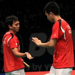 Ahsan/Hendra Melaju, Simon Kandas