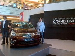 Nissan Grand Livina Kelas Mewah Harganya Rp 242,4 Juta