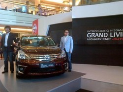 Nissan Yakin Jual 250 Grand Livina Termewah Per Bulan
