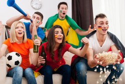 Wartawati Seksi di Piala Dunia Kena Usir, Ganggu Konsentrasi Pemain?