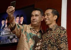 Pengusaha Rebutan Foto Bersama Jokowi-JK di Dialog Kadin