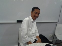 Tutup Dialog dengan Pengusaha, Jokowi: Salam Dua Jari!