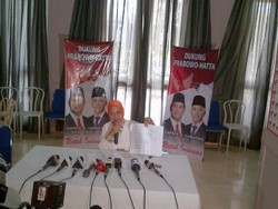 Tim 08 Mohon Polemik Pemecatan Prabowo Diakhiri