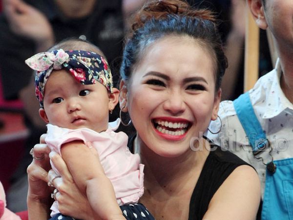 Lucunya Bilqis, Anak Perempuan Ayu Ting Ting