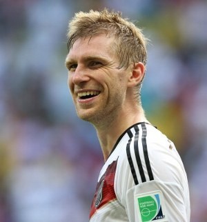 Mertesacker di Ambang Caps ke-100 Bersama Jerman