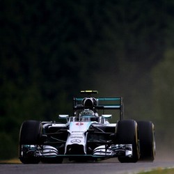 Rosberg Tercepat di Latihan Pertama, Hamilton di Posisi Dua