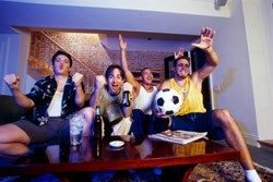 Ngemil Kacang Sambil Nonton Bola? Pilih Kacang Rebus yang Rendah Kalori