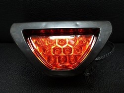 Pakai Lampu Rem Kedip-kedip Salah Kaprah?