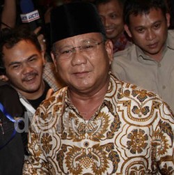 Janji Prabowo Saat Debat Bikin Buruh di Semarang Gelar Deklarasi Dukungan