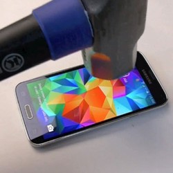 Asuransi Mulai Incar Pemilik Ponsel