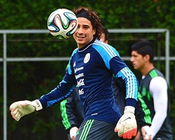 Kesampingkan Popularitas, Ochoa Fokus Hadapi Kroasia