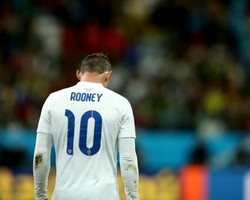 Inggris Dipastikan Tersingkir, Rooney Minta Maaf ke Suporter
