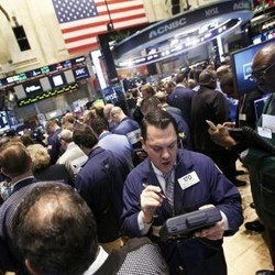 Dow Jones Tembus Rekor Baru di Akhir Pekan
