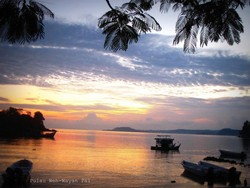 Semburat Pagi di Pulau Weh, Cantik Banget!