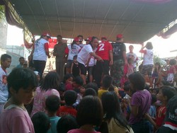 Kuli Pasar, Pengupas Bawang dan Tukang Cuci Dukung Jokowi-JK