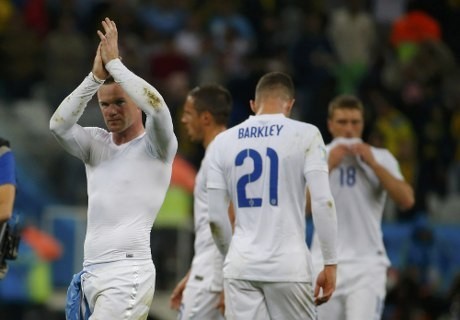 Inggris Tersingkir, Rooney & Hart Minta Maaf