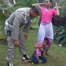 750 Anak Kurang Mampu Dikhitan Isi Liburan Sekolah