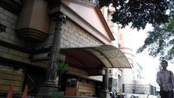 2 Rumah Milik Bandar Narkoba Stadium Disita Polisi