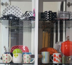 Indadari Manfaatkan Garasi Jadi Salon Jilbab