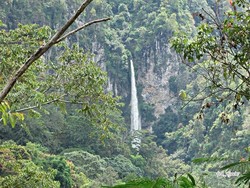 Pancuran Rayo, Air Terjun Magis di Kerinci
