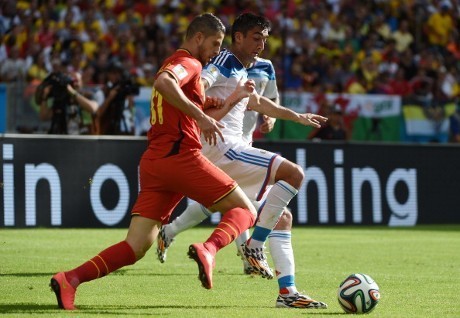 Capello Andalkan Empat Gelandang, Hazard yang Menentukan