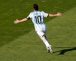 Romantisme Sepakbola adalah Antikemapanan dan Semau Gue