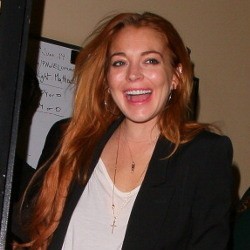 Diduga Dekati Suami, Lindsay Lohan Diserang Kate Moss