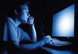 Begini Cara Hacker Bekerja